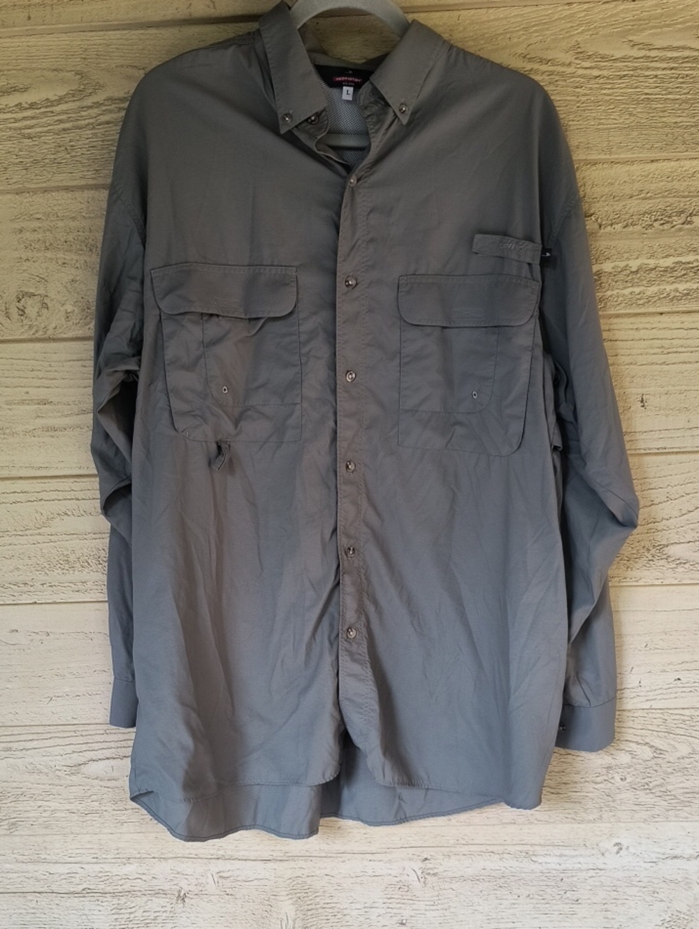 Redington Men's Vented Button Down Fishing Shirt